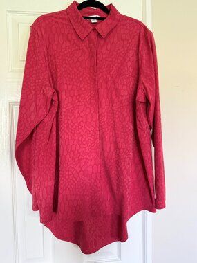 Athleta Urbanite Hot Pink Button Down